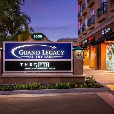 Hotel Grand Legacy At The Park Anaheim Exterior foto